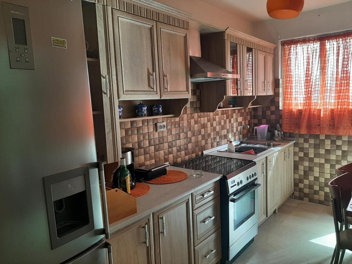 Comfortable Beachfront Apartment Loutraki  Ngoại thất bức ảnh
